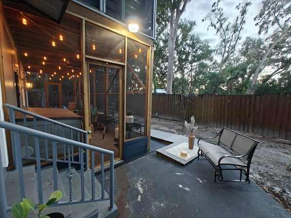 Terrace/patio - A forest in the city (Tampa)
