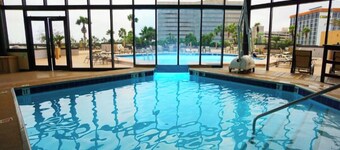 Bayside Downtown Retreat | Close to USS Lexington Museum & Harbor Tours