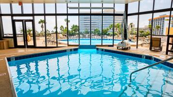 Piscine couverte