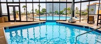 2 Pet-friendly Units | Central Coastal City Stay Near Marina Tours