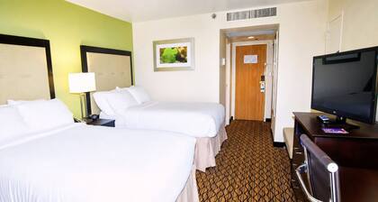 3 Units | Marina District Getaway w/ Pool | 7 Min Drive to Padre Island Causeway