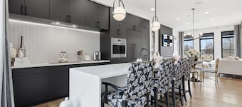 Upscale 3BR Townhome – Walk to Shops & The Monon!