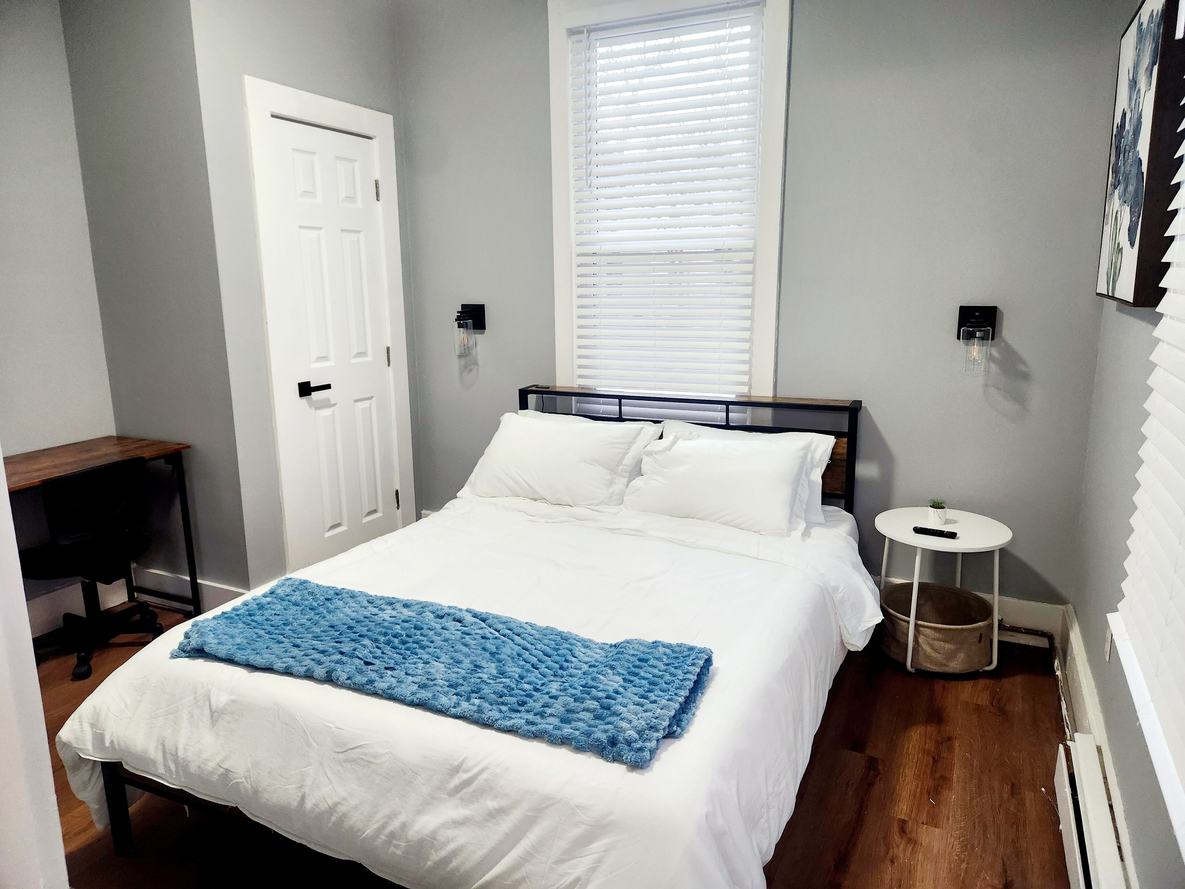 3 多间卧室、办公桌、熨斗/熨衣板、免费 WiFi