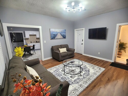 Beautiful 3-bedroom apartment near Yale