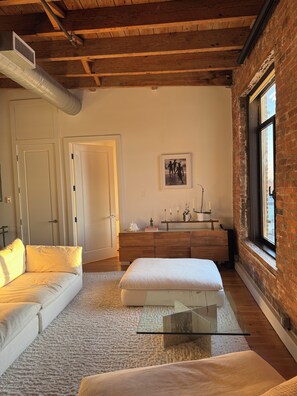 Living area - Sky-High Sanctuary  Penthouse with Panoramic Views (Brooklyn)