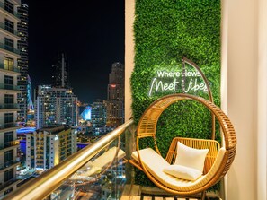 Property grounds - Urban Dubai Marina Stay Near Yacht (Dubai)