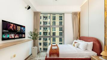 Apartment, Courtyard View