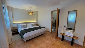 2 chambres, fer et planche Ă repasser, Wi-Fi, draps fournis