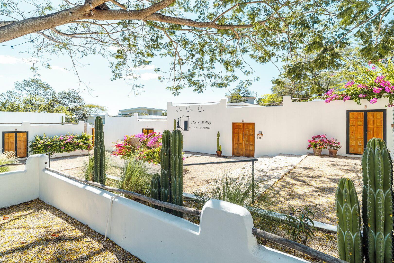 숙박 시설 정면