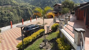 Ảnh chưa phân loại, 4 trong số 62 ảnh, nút