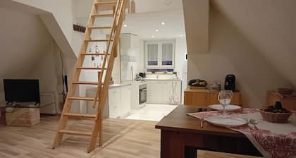 Apartment 44 m2 Located in a quiet village. Shops nearby.