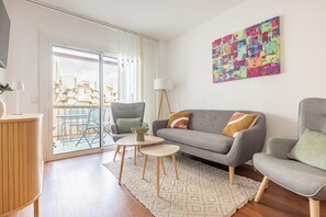 TV - Apartment at 260 m from the beach, recently renovated (L'Escala)