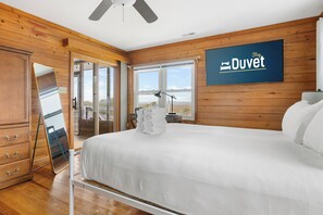 5 bedrooms, iron/ironing board, Internet - Stunning Views! |  Pet Friendly | The Afterglow (Folly Beach)