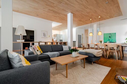 ANTONIUS ART LOFT - stylish living in the heart of the old town