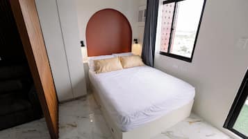1 bedroom, WiFi, bed sheets
