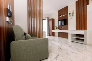 TV - Minimalist 1-BR condo with balcony at Royal Oceancrest Mactan Cebu (Lapu-Lapu)