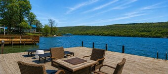 Private Keuka Lake Front | Dock | Near Wineries