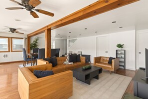 Smart TV, fireplace, table football