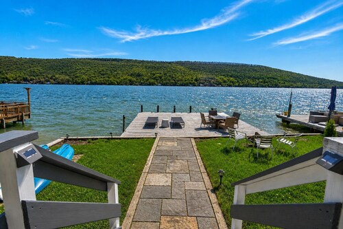 Private Keuka Lake Front | Dock | Near Wineries