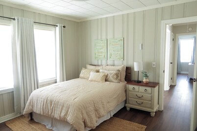 Cozy & Comfortable Fully Furnished 3-Bedroom Home in Lyons, GA