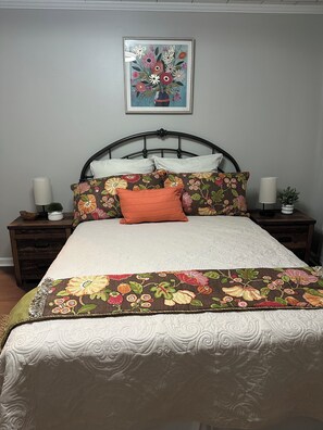 Iron/ironing board, WiFi