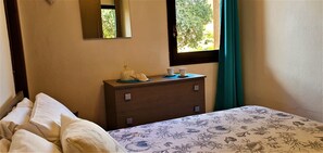1 habitación y ropa de cama 