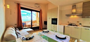 Interior - Sardinia Stella Corallo-Lovely Apartment sea view (Sardegna)