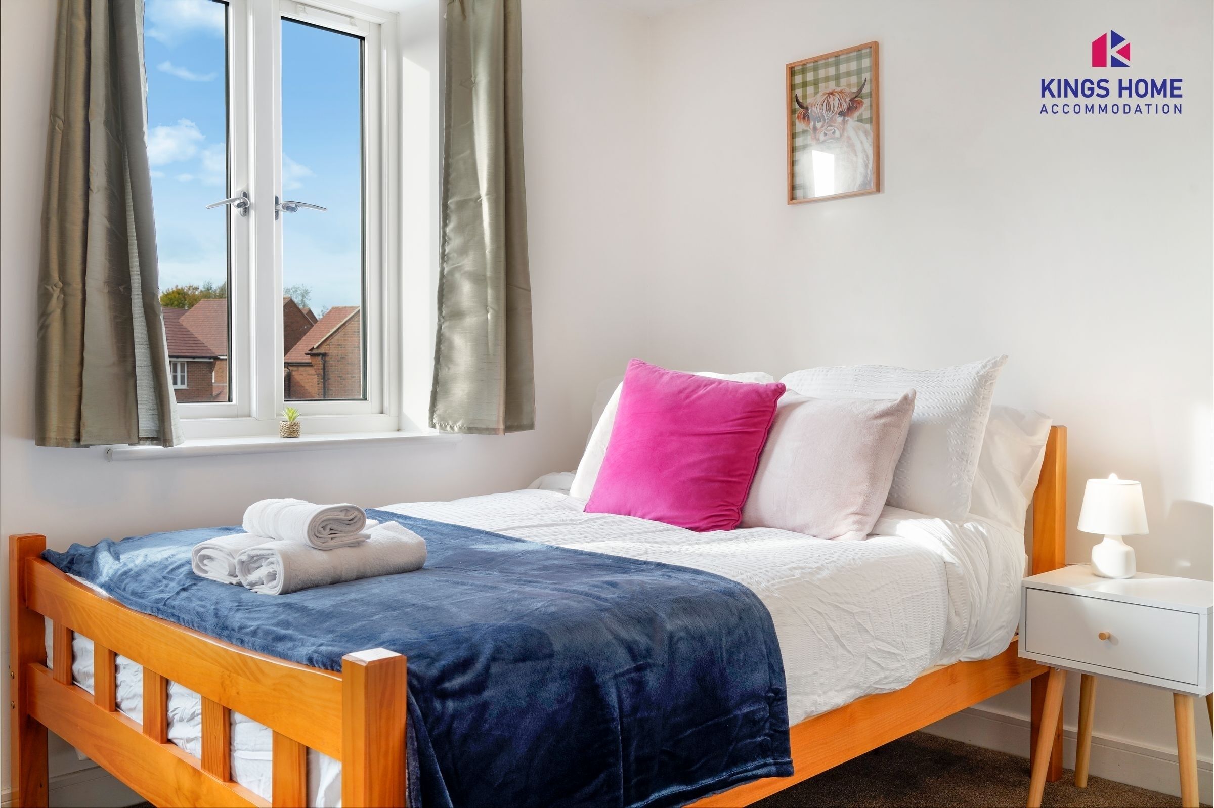 4 bedrooms, desk, iron/ironing board, free WiFi