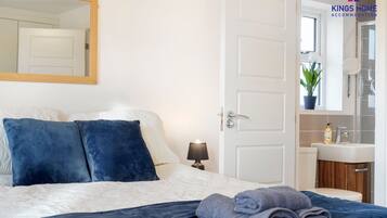 4 chambres, bureau, fer et planche Ă repasser, Wi-Fi gratuit