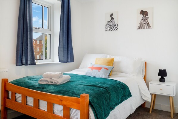 Desk, iron/ironing board, free WiFi, bed sheets