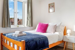 Desk, iron/ironing board, free WiFi, bed sheets