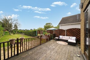 Terrace/patio - 2Bedroom 2 King/4 Single + 2Sofa Beds | Parking x3 | Garden & Patio (London)