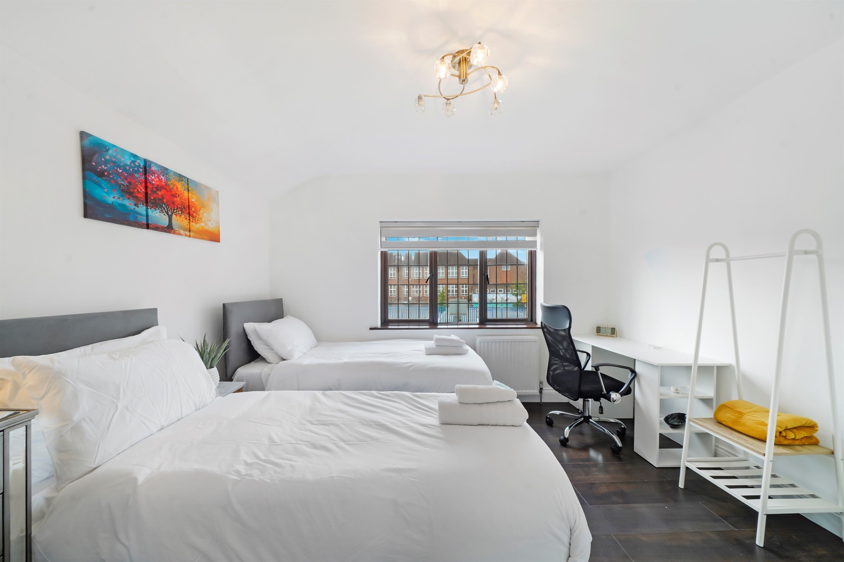 2 bedrooms, desk, iron/ironing board, free WiFi