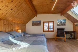 4 makuuhuonetta, silitysrauta/-lauta, vauvan matkasänky, ilmainen Wi-Fi