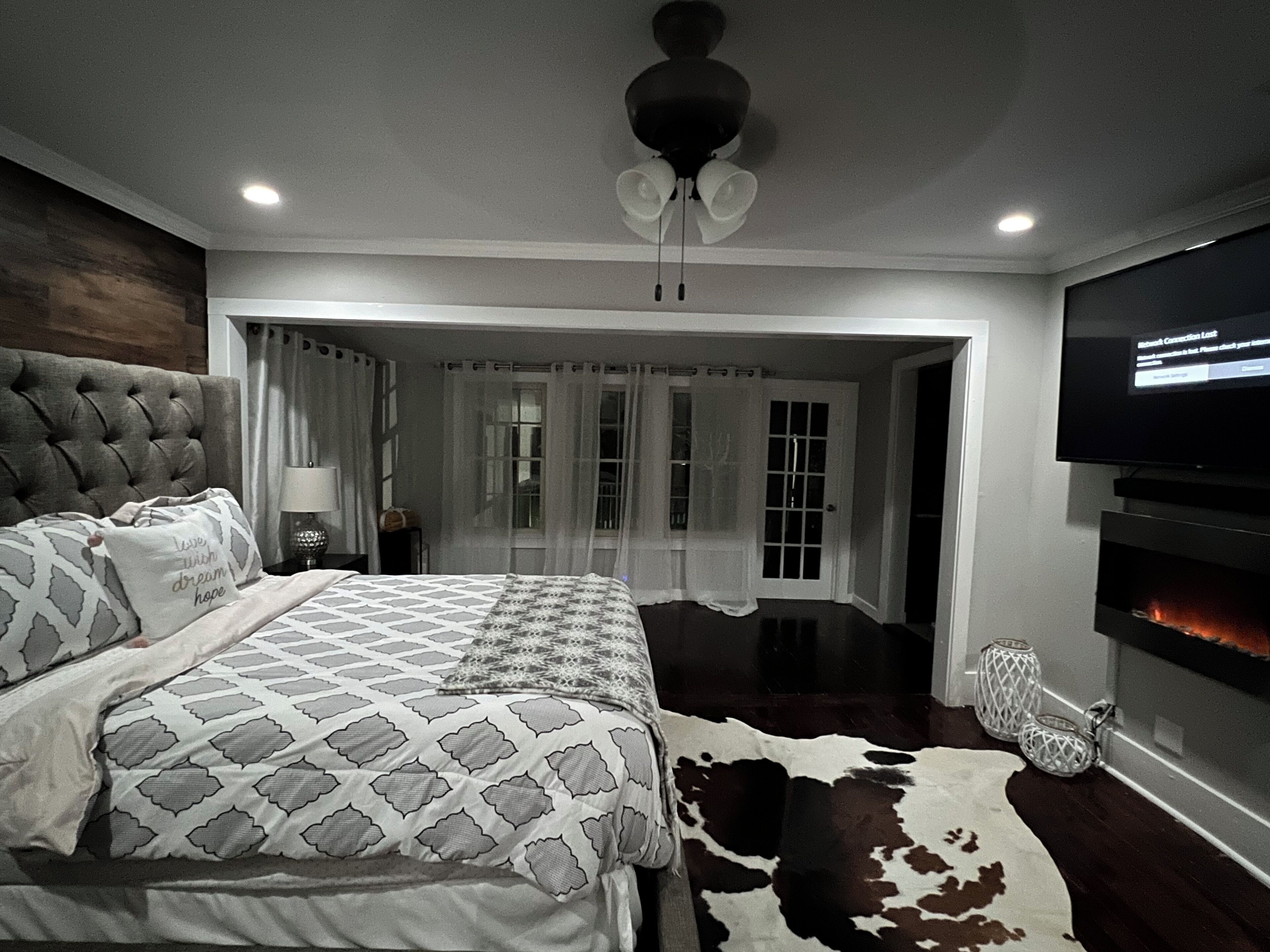 2 間睡房、熨斗/熨衫板、Wi-Fi、床單