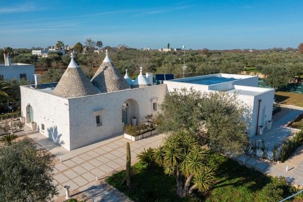 Apartamento superior, vistas al jardín | Exterior