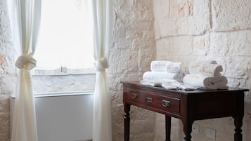 Lejlighed - udsigt til have | Interiør