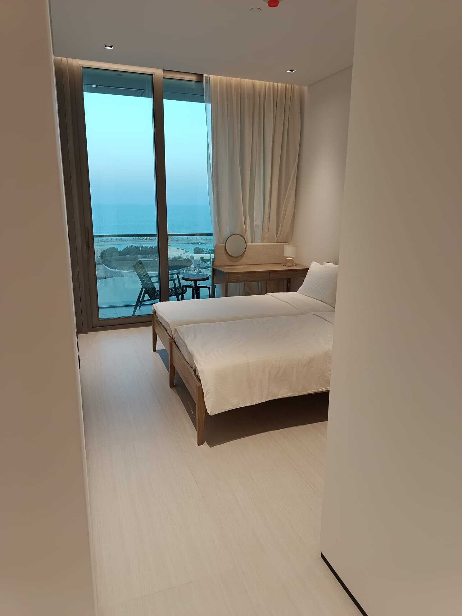 4 habitaciones, tabla de planchar con plancha y wifi gratis 