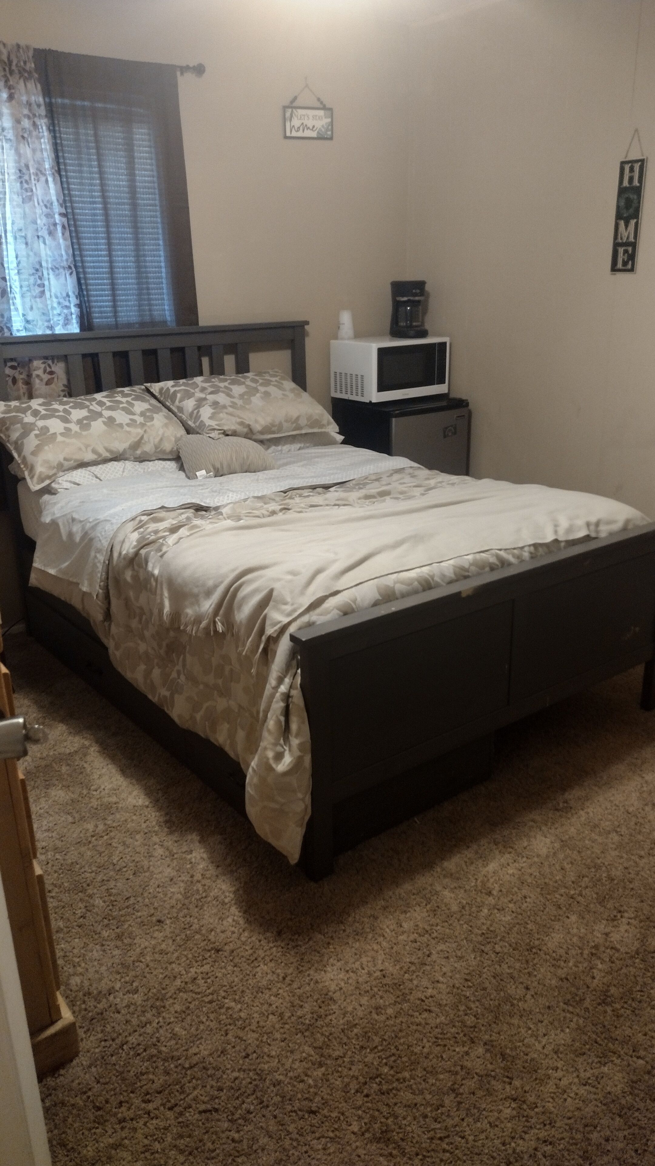 熨斗/熨衫板、Wi-Fi、床單