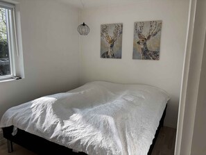 3 habitaciones, tabla de planchar con plancha y wifi gratis 