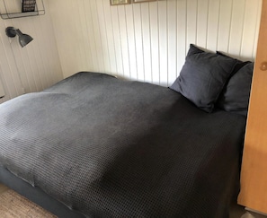 2 chambres, fer et planche à repasser, Wi-Fi gratuit