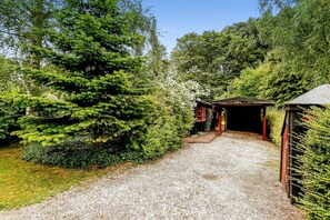 Property grounds - Charming vacation home on large grounds (Rudkøbing)