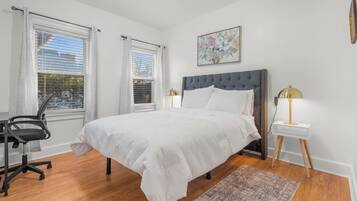 Iron/ironing board, free WiFi, bed sheets