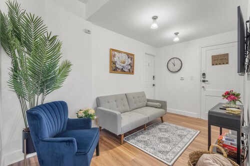 Relaxing 3-bedroom apartment in New Haven
