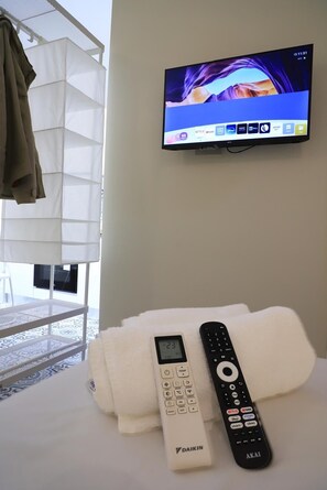 Interior - Old town apartment, new and cozy (Napoli)