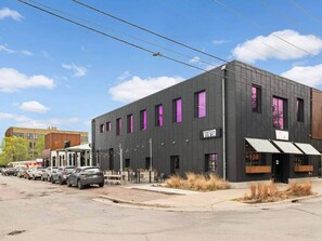 Exterior - 5BR home* Minutes to DT, Venues & Breweries (Minneapolis)