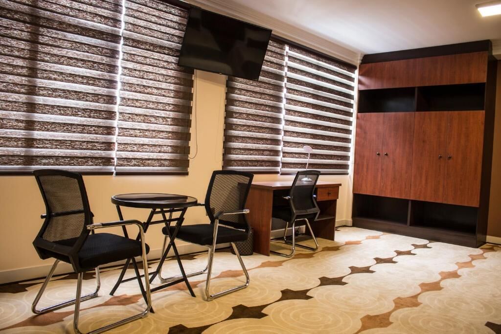 المنشأة من الداخل