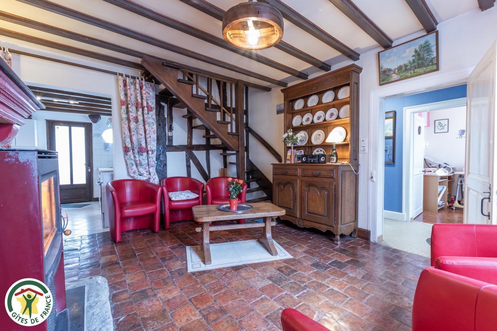 المنشأة من الداخل