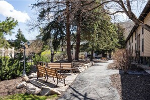 Property grounds - Park City Ski Condo Walk to Slopes and Main Street (Park City)