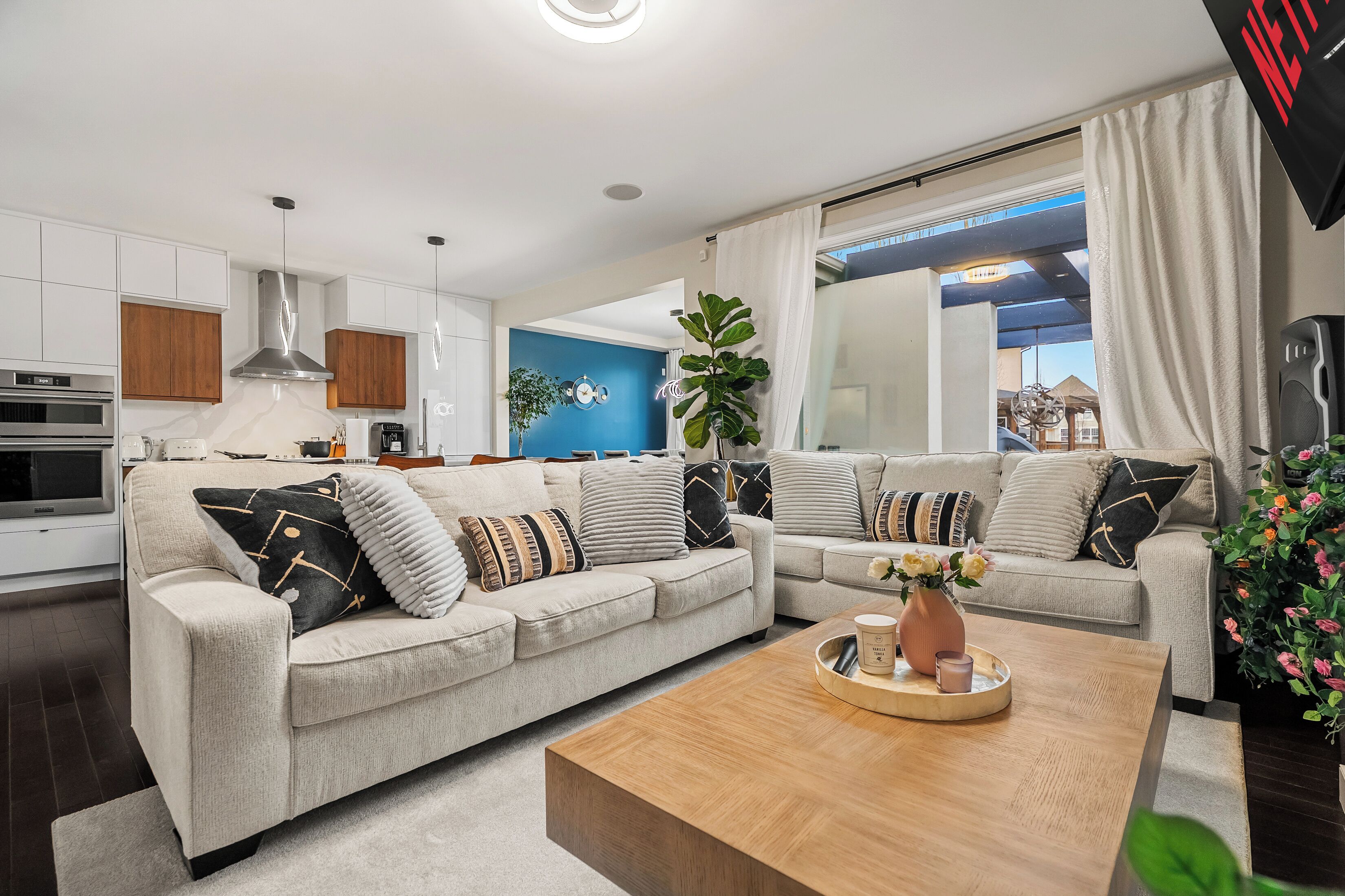 Smart TV, fireplace, foosball